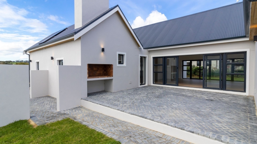 3 Bedroom Property for Sale in Stanford Western Cape